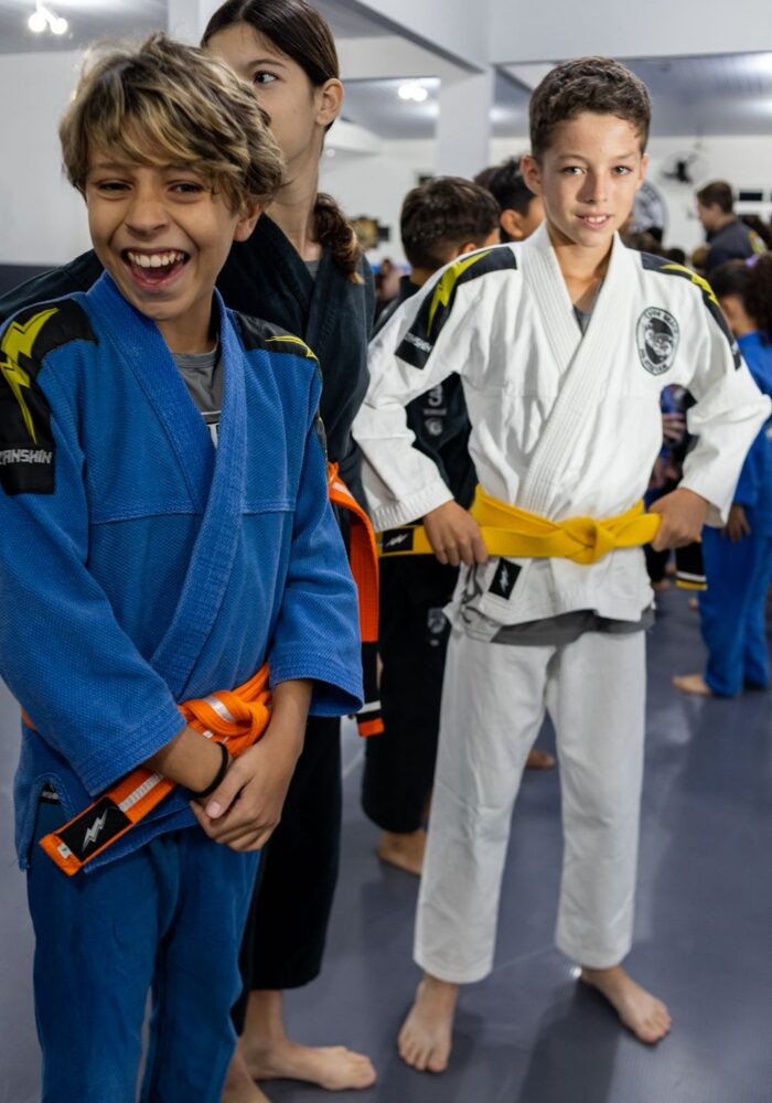 Praticantes de jiujitsu Projeto social crescendo no esporte ABC